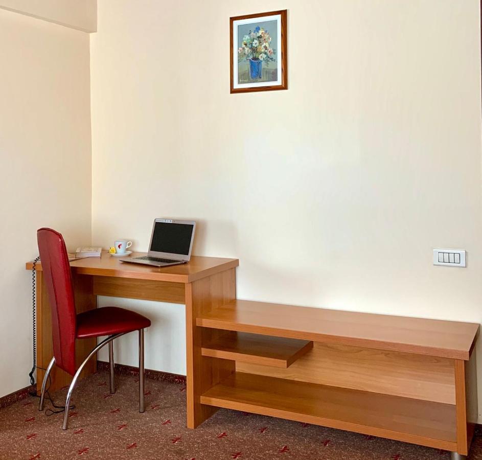 Hotel Victoria Κλουζ-Ναπόκα Εξωτερικό φωτογραφία